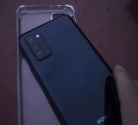 荣耀v30 5G 8+128 功能全好，9...