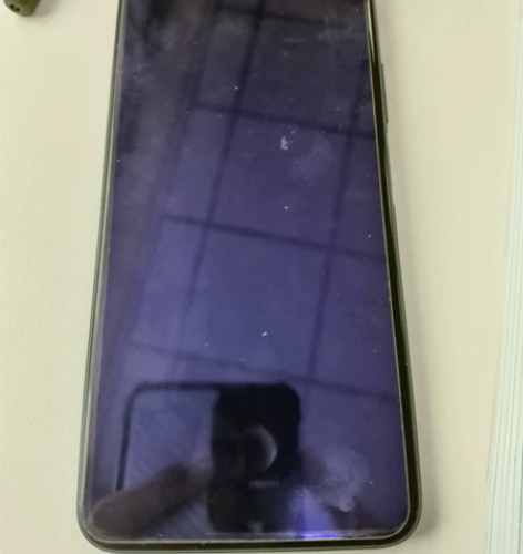 荣耀x10 6+128 机身没有磕碰,屏幕...