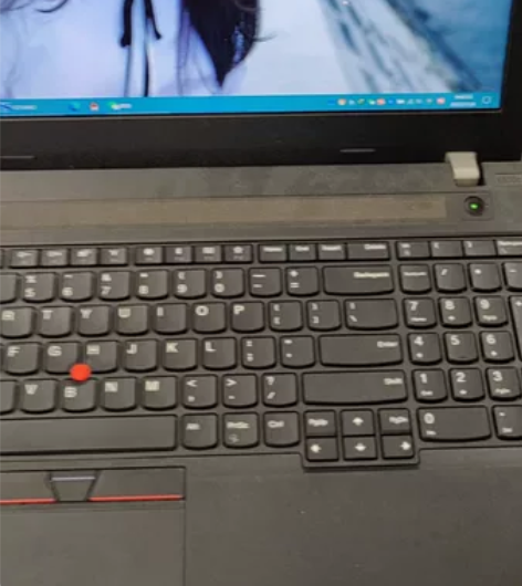 ThinkPad E570c i5-620...