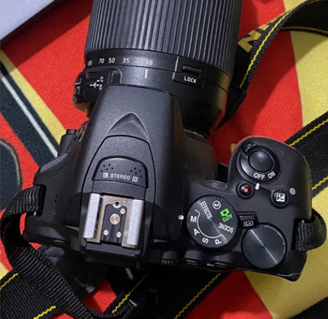 出闲置自用入门级单反尼康D5600 套头腾...