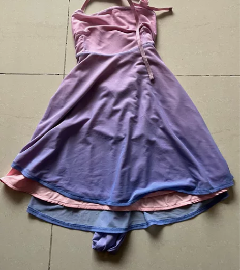 svndz连衣裙 s码 感兴趣的话点“我想...