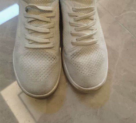 江博士男大童运动鞋 35码，穿过一季 穿着...