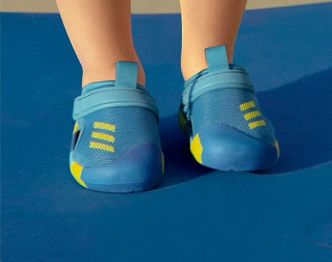 【狂欢价】adidas阿迪达斯官网ALTA...