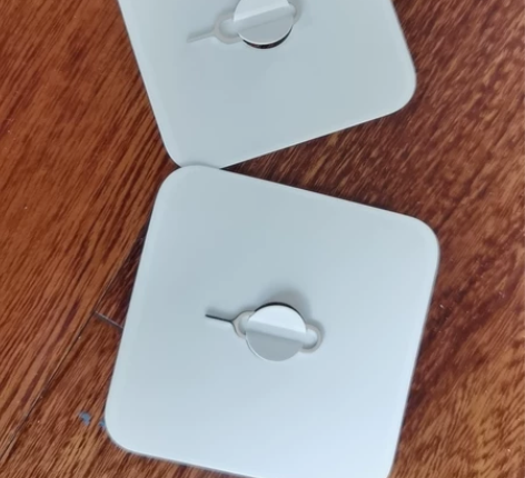 两个apple原装取卡针，官网上一个149...