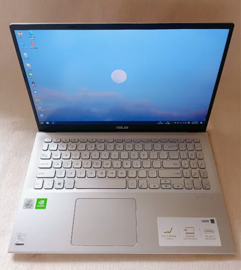 华硕VivoBook V5000J 15....