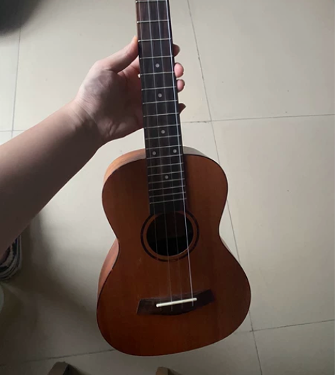 闲置尤克里里 无磕碰 感兴趣的话点“我想要...