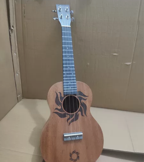 全新23寸桃花心单板尤克里里包邮初学者尤克...