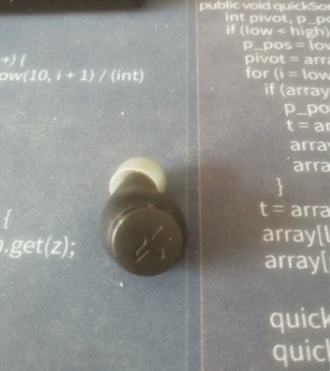 漫步者 X3plus 单左耳 感兴趣的话...