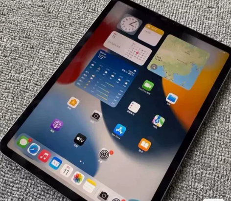 毕业转让，女学生自用的一台平板iPad 2...