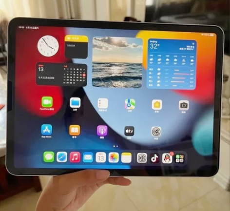 经济紧张出二手iPad8 2020 128...