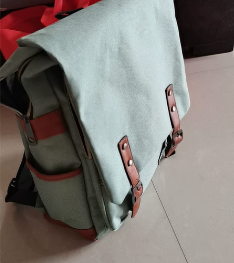 只拆了吊牌，几乎全新的笔记本电脑包、书包、...