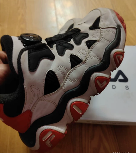 FILA大童35码二棉鞋 专柜购入，八成新...