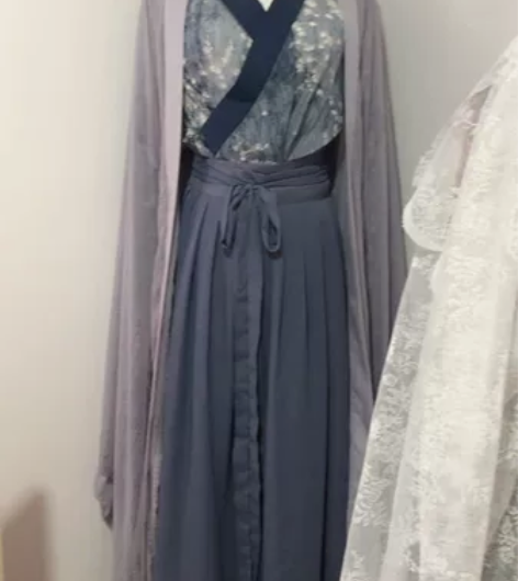 兰若庭汉服  全套4件，视频为实拍。具体尺...