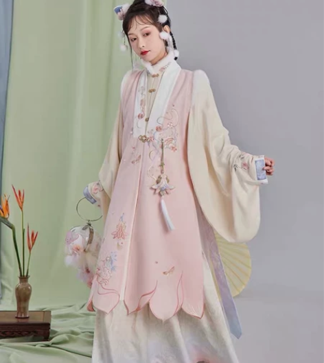 七月夕明制汉服 莳花复刻 双面呢改良绣花比...