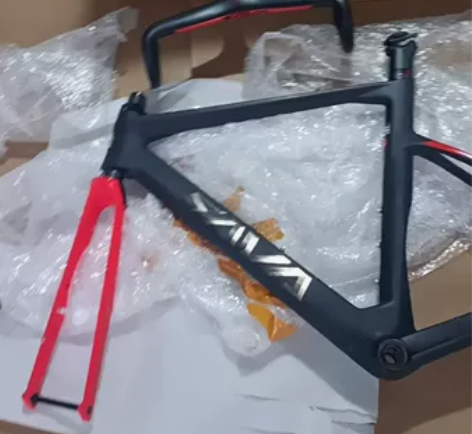 sava公路破风款碳纤维车架，碟刹款，磨砂...