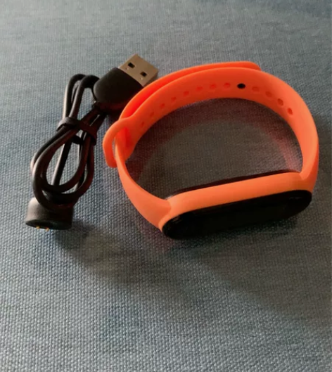 小米手环5 闲置便宜出 感兴趣的话点“我想...