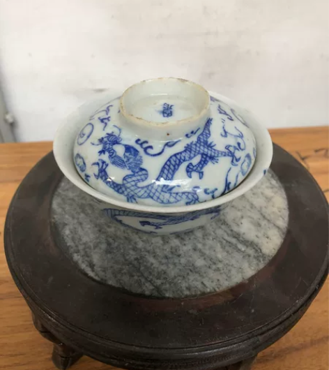 民国茶文化青花双龙茶盖碗品相完好碗内有处缩...