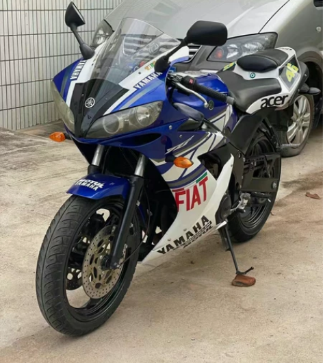 雅马哈R1 电喷四缸水冷1000cc 机器...