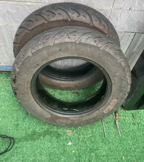 宗申125踏板摩托车原装轮胎两条！没跑几天...
