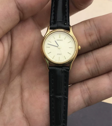 SEIKO精工镀金女士石英表小巧精致经典休...