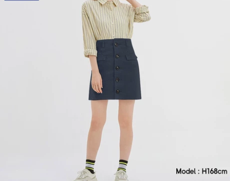 优衣库旗下品牌GU极优牛仔裙半身裙A字裙前...