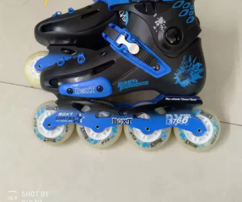 店铺不做了 全新溜冰鞋 车轮全闪 售出不退...