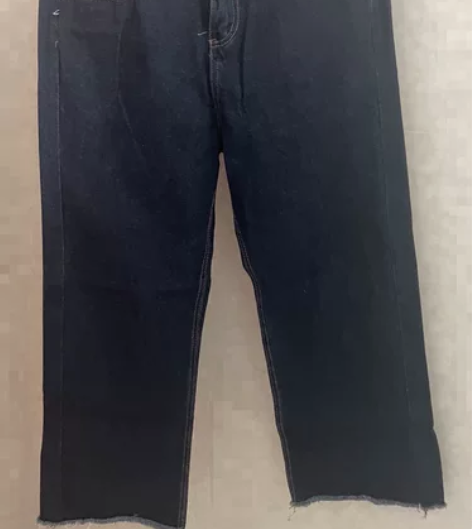 深蓝色直筒高腰牛仔裤  l码 感兴趣的话点...