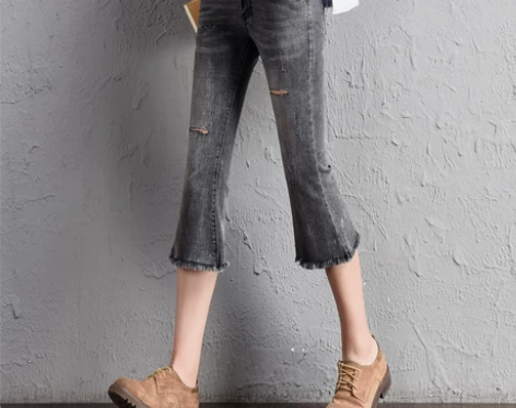 烟灰色微喇七分牛仔裤女夏2021新款薄款毛...