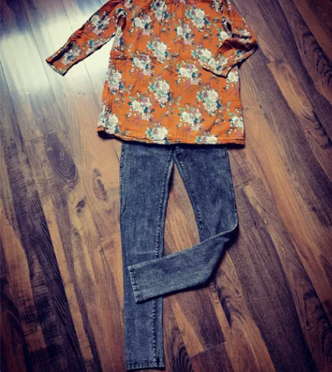 H##amp；amp；M牛仔裤。牛仔打底裤...