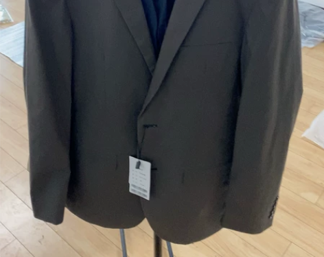 虎都全新男士休闲西服（微瑕疵） 都是在包装...