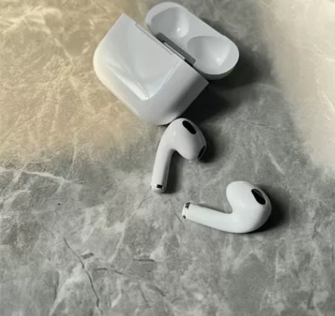 华强北耳机 淘宝买的沉甸甸的高音质 二代顶...