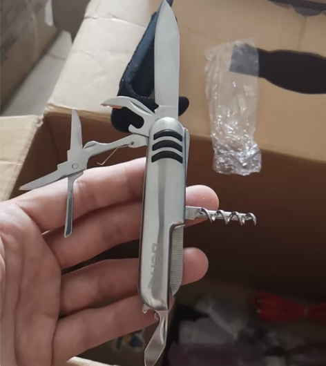 多功能军刀全新 感兴趣的话点“我想要”和我...