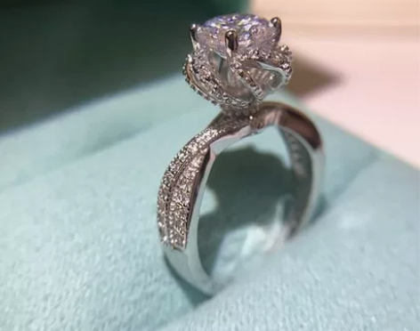 莫泊桑(饰品) 疫情原因，清场处理 ，搞了...