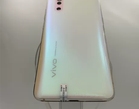 vivo X27 8+128粉黛金！前段时...
