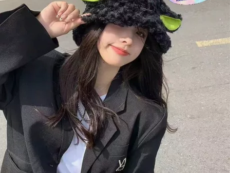 秋冬新款小羊帽子女百搭可爱潮骑车保暖护耳羊...