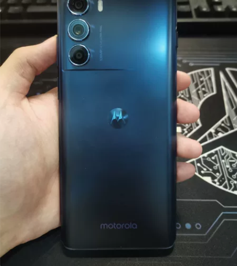 摩托罗拉S30 骁龙888 Plus，8+...