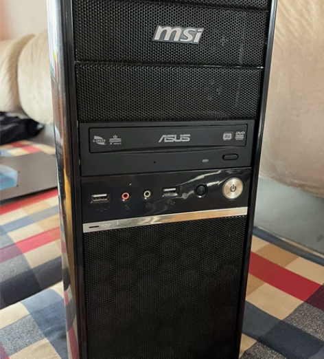台式机电脑，微星机箱，海盗船450w电源，...