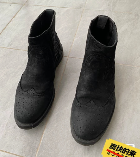 闲置麂皮高帮男士休闲皮鞋40.5码 忘记什...