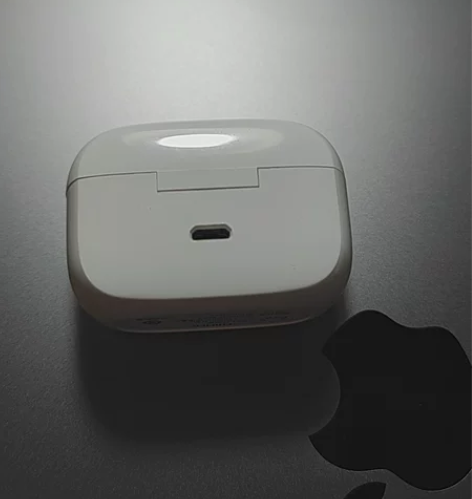 漫步者TWS1一直戴套使用,几乎全新,右耳...