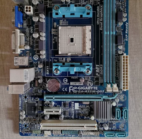 技嘉GA-A55M-DS2 FM1主板F1...