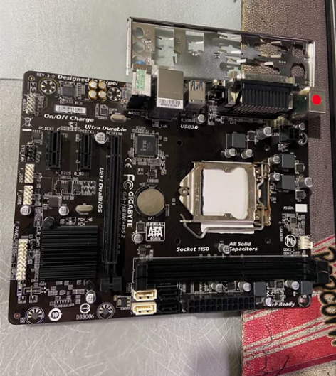 技嘉H81M一DS2主板,拆机 测试完...