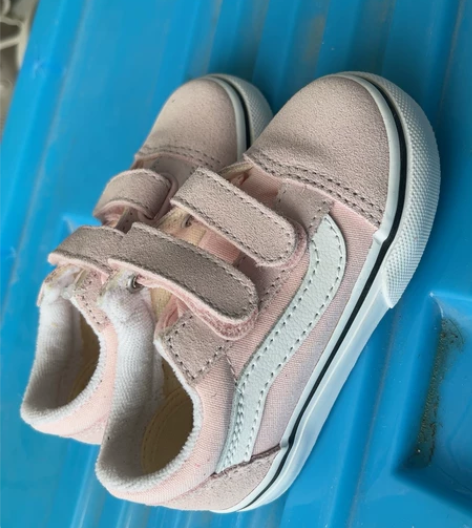 VANS范斯 产品：Vans童鞋 来源：员...