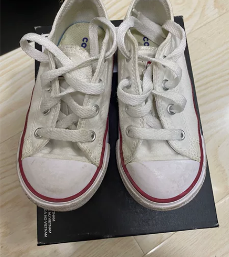 匡威，常青款，专柜购买～24码，内长14....