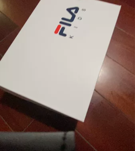 FILA斐乐女大童运动鞋 商场专柜正品 7...