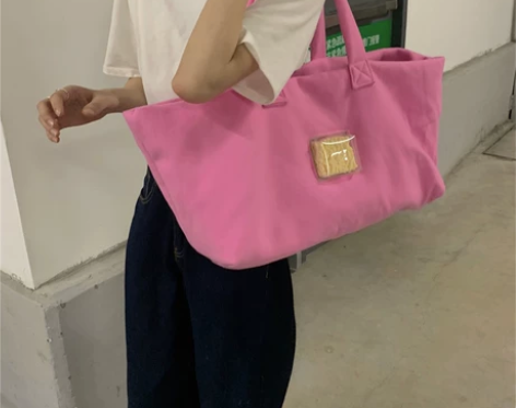 手提包包女2021新款网红同款泡面包呢子方...