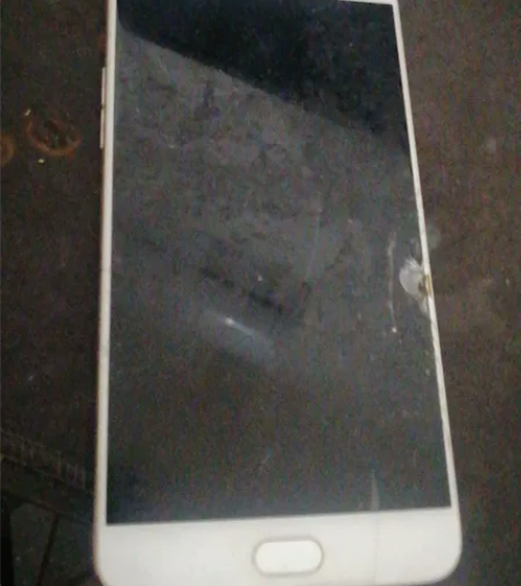 诺基亚x6.正常使用。6+64.+oppo...