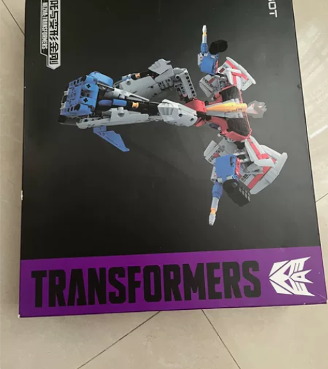 积木玩具，变形金刚红蜘蛛，全新，未拆封，线...