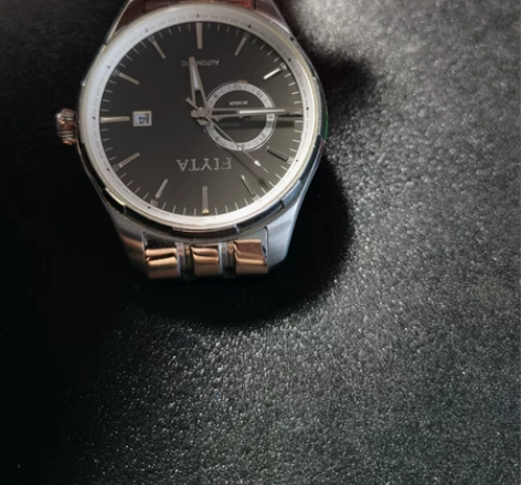 飞亚达机械手表，准确无误，更新了新表，旧表...