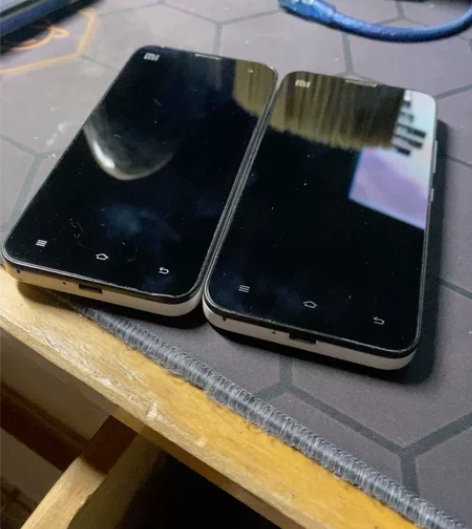 小米2手机 感兴趣的话点“我想要”和我私聊...