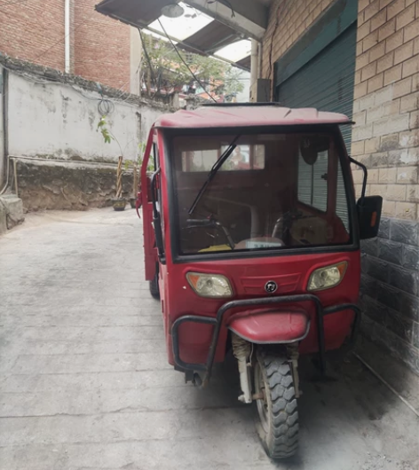 宝雕牌三轮车处理了，一直都是停多骑少。 感...